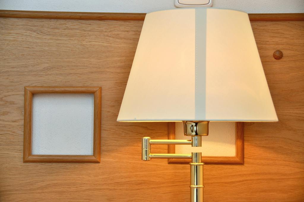 Hotel Pod Zelenym Dubem Bohumín Exteriör bild